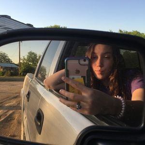 Meet your Posher, Madison